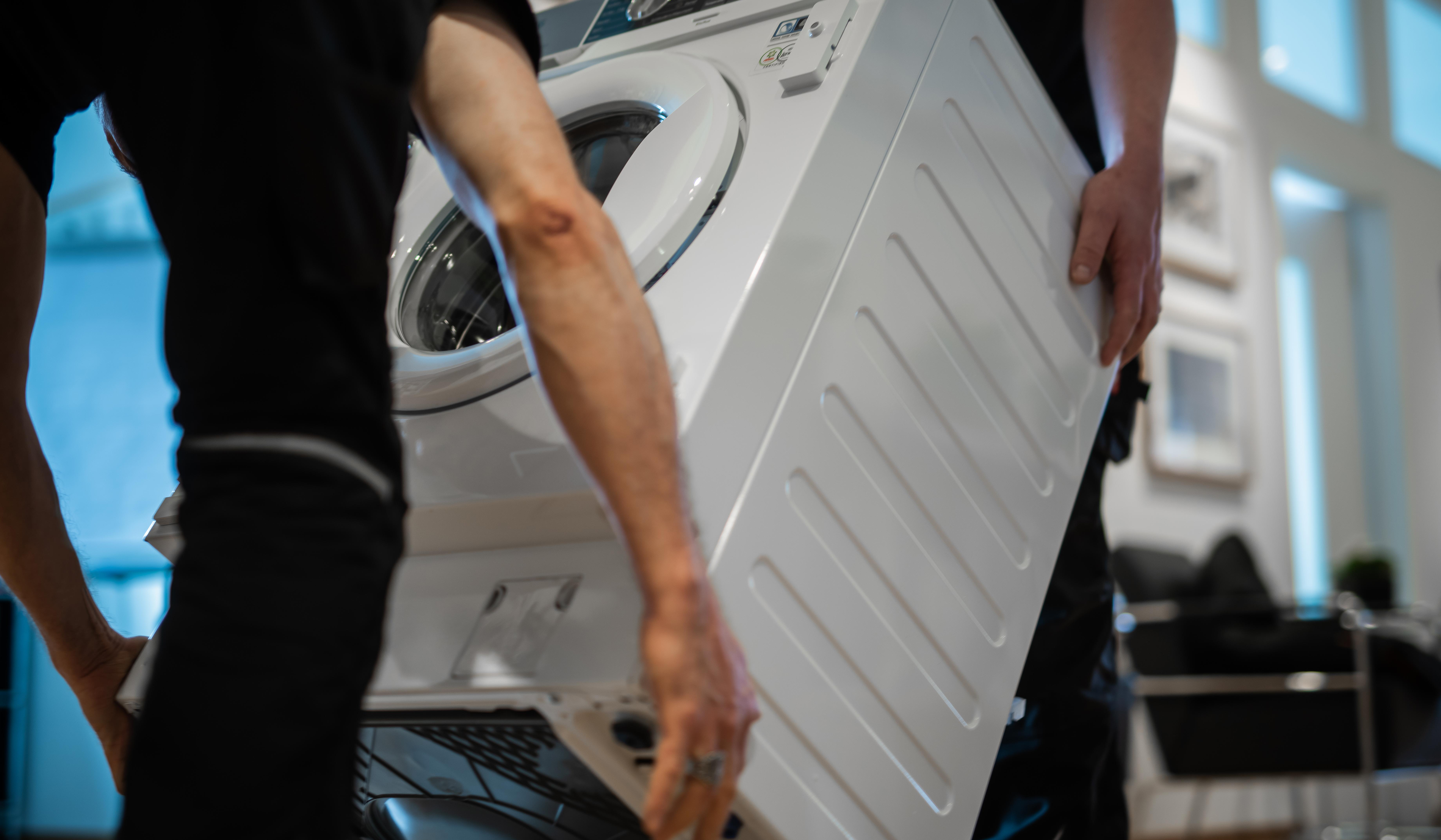 2020_Handwerk_Lieferung_Waschmaschine